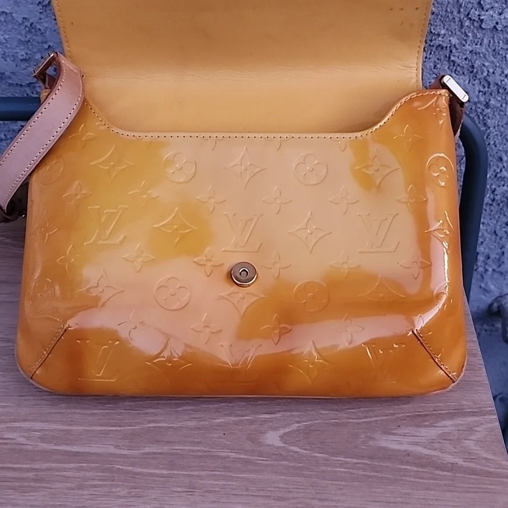 Louis Vuitton THOMPSON STREET VERNIS IN MANGO